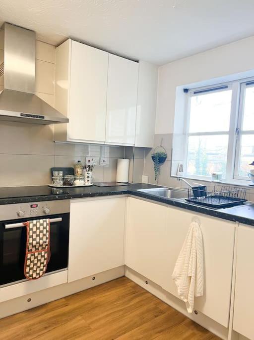 Cosy & Modern Flat In Islington- 15 Minute Walk From Emirates Stadium Apartment London Exterior photo