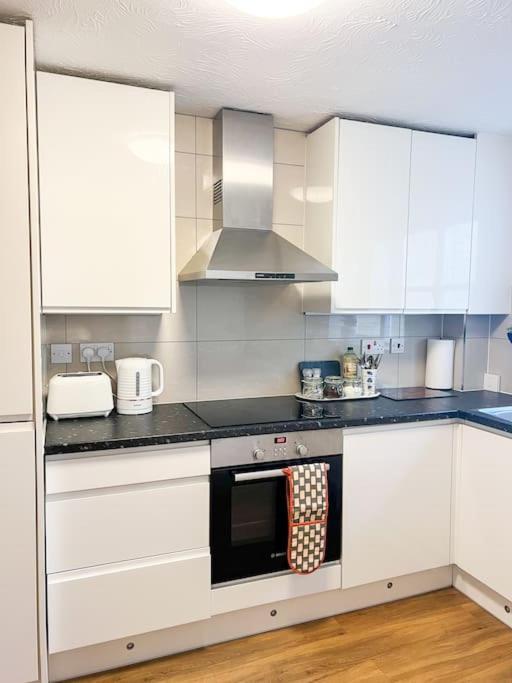 Cosy & Modern Flat In Islington- 15 Minute Walk From Emirates Stadium Apartment London Exterior photo